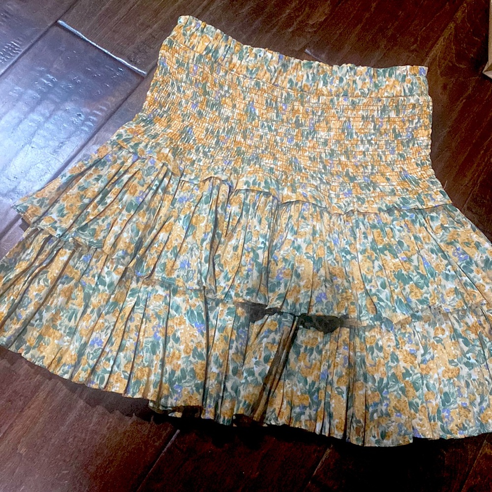 Rest brand new skirt